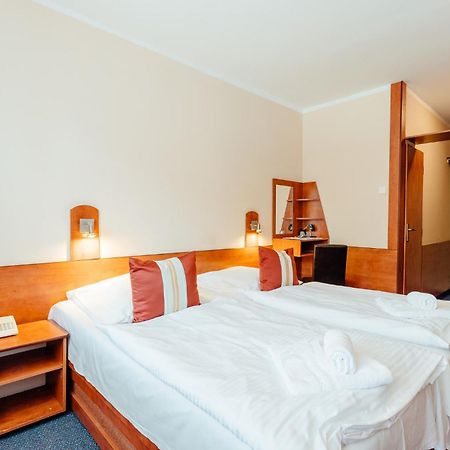 Hotel Sachticka バンスカー・ビストリツァ エクステリア 写真