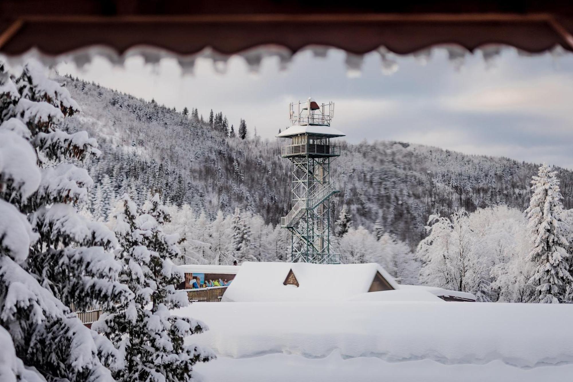 Hotel Sachticka バンスカー・ビストリツァ エクステリア 写真