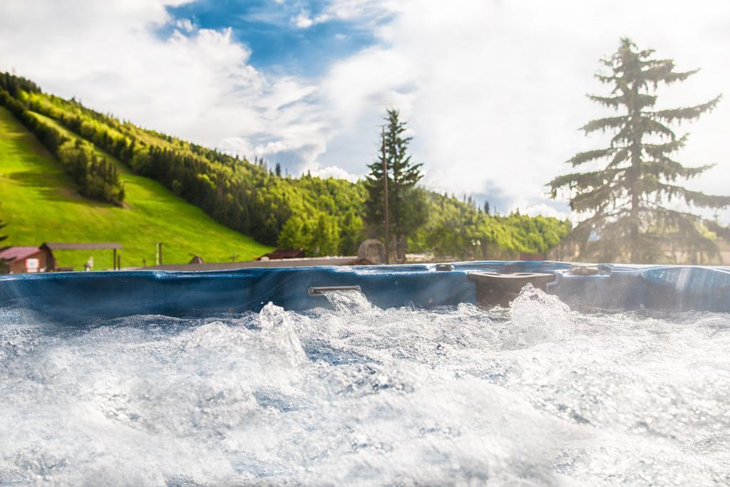Hotel Sachticka バンスカー・ビストリツァ エクステリア 写真